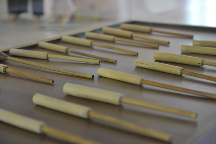 拉祜族民间乐器 - 云南省图书馆数字支撑平台"农文网校"特色应用系统